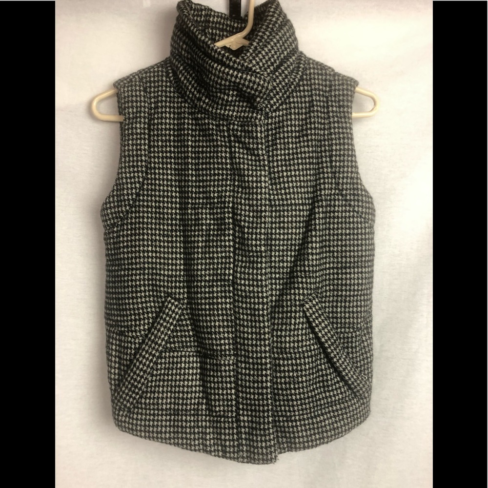 Ochirly houndstooth vest